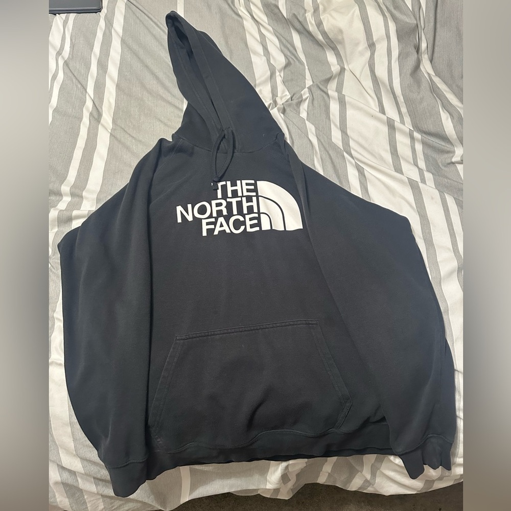 Women’s North Face Hooded Sweatshirt